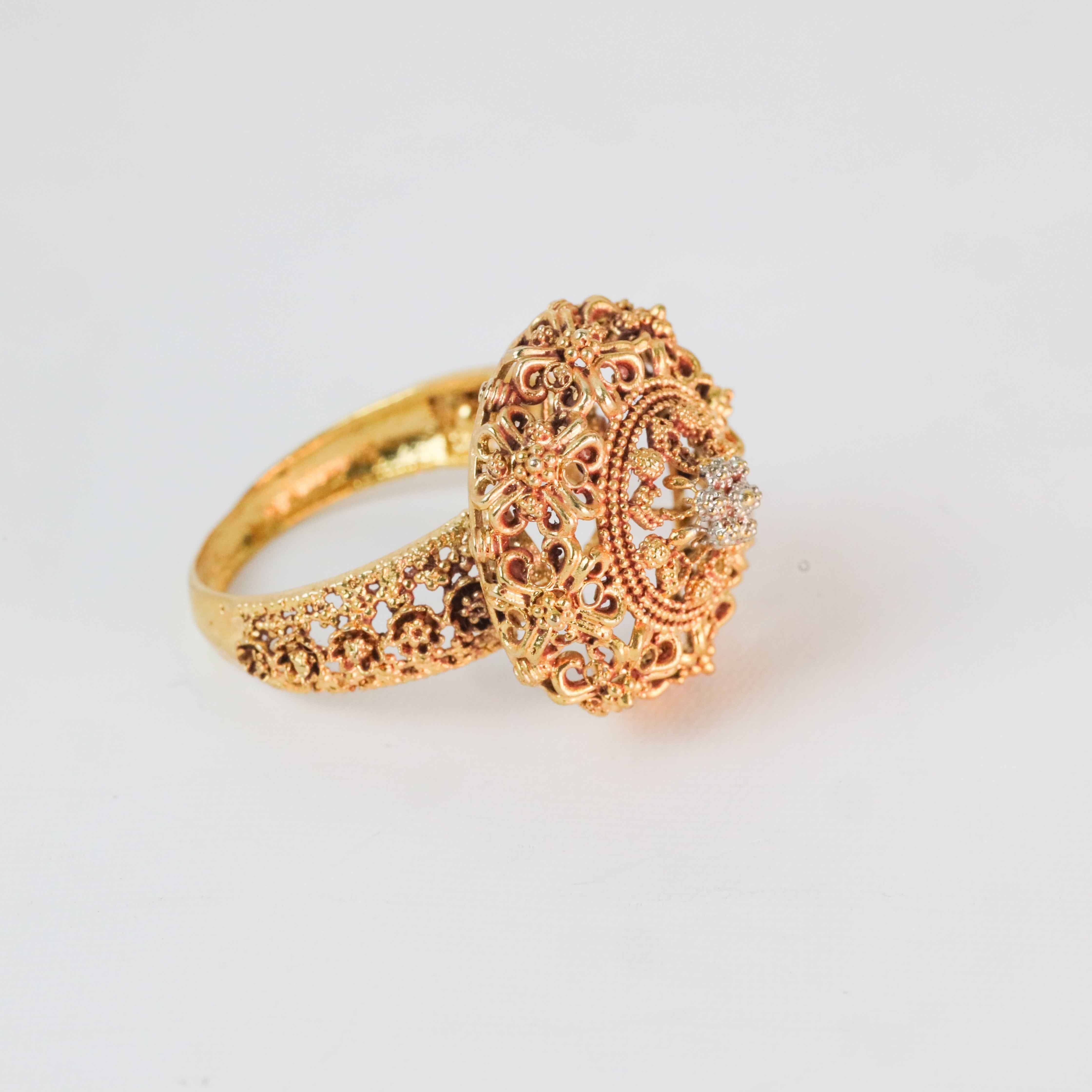 Gold plated Lace Flower Ring