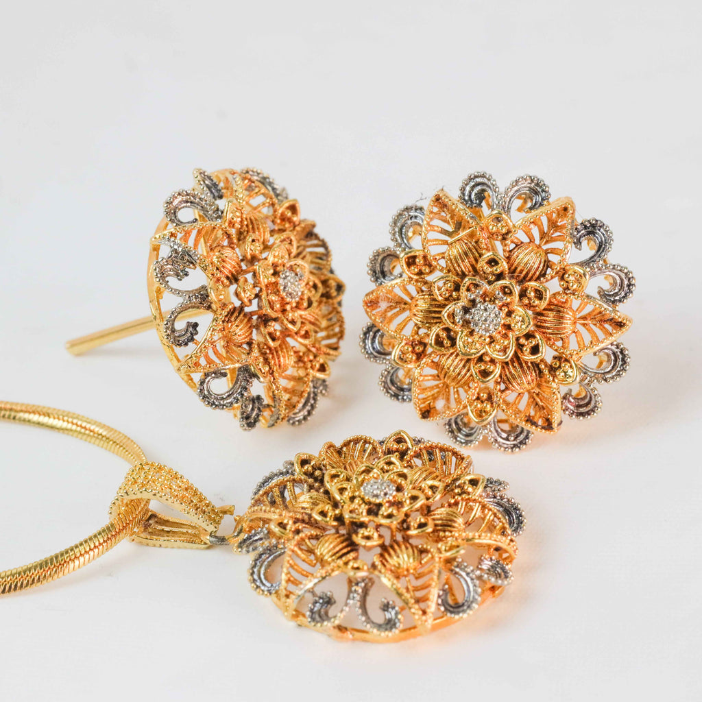 Gold Plated Stylish Floral Pendant Set
