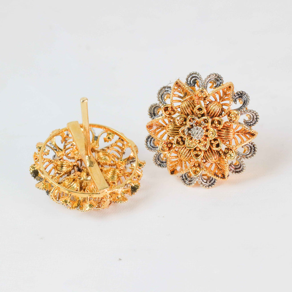 Gold Plated Stylish Floral Pendant Set