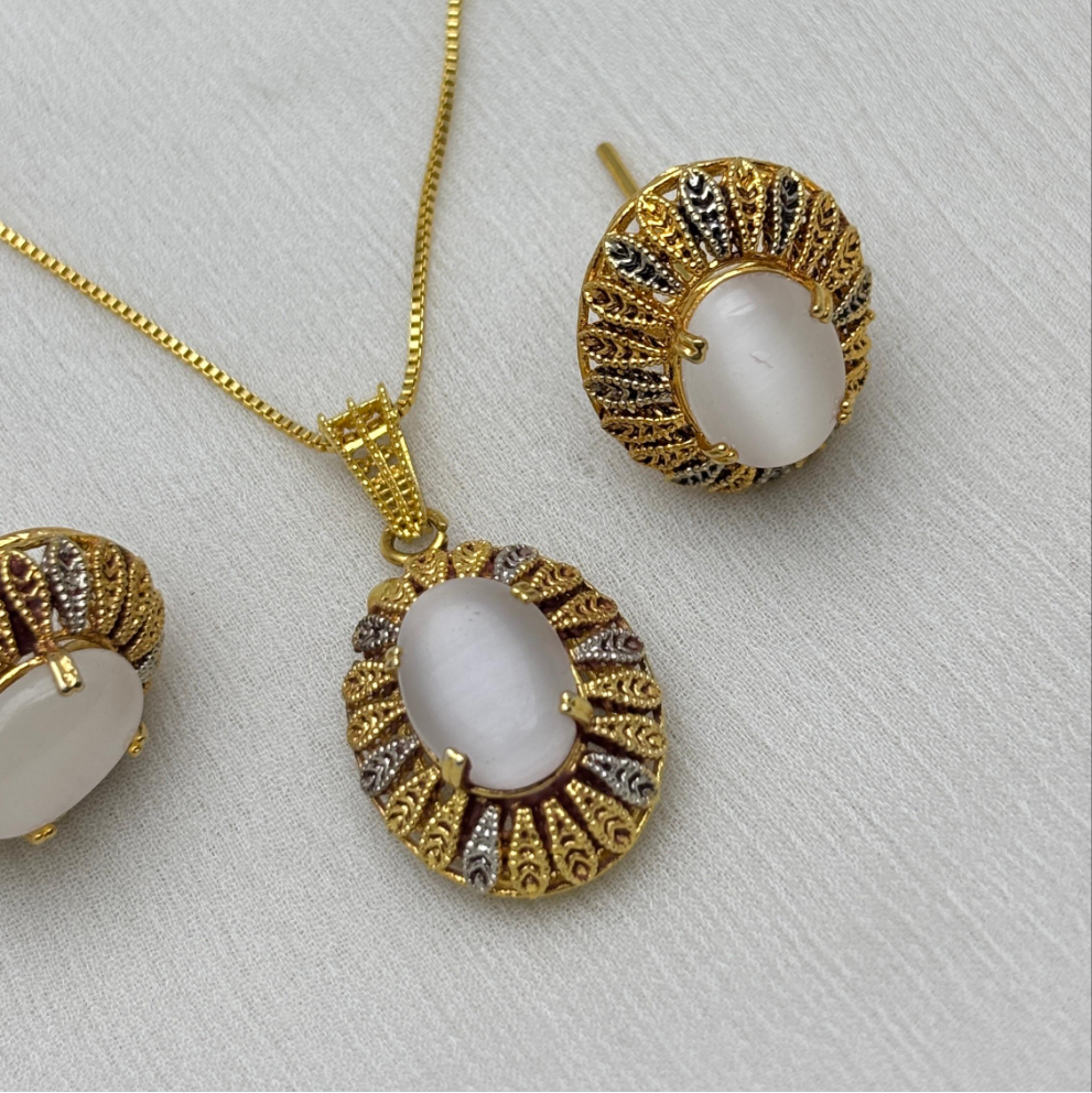 Cateye Stone Necklace Set