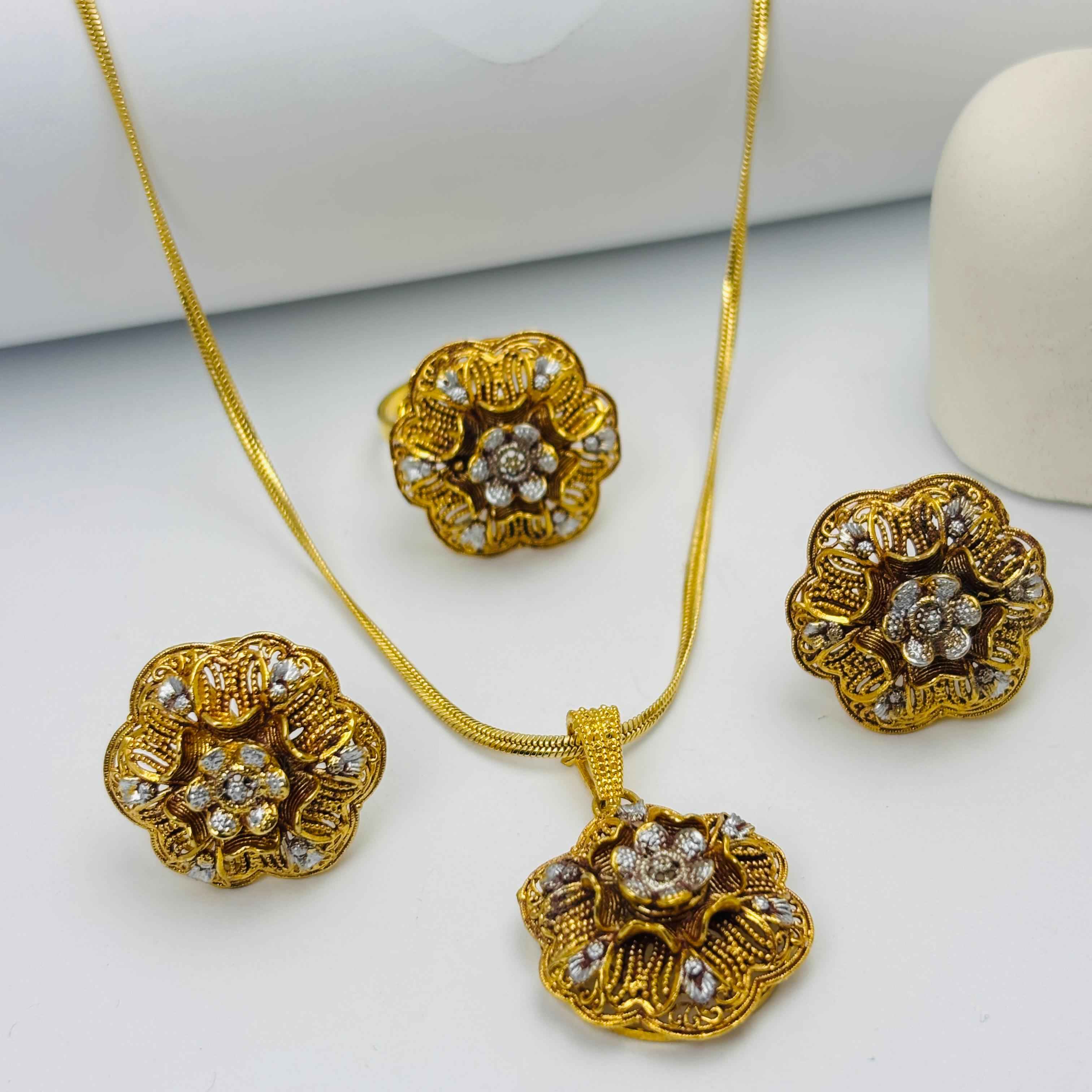 Gold plated flora set