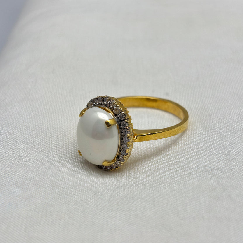 pearl stone ring1180