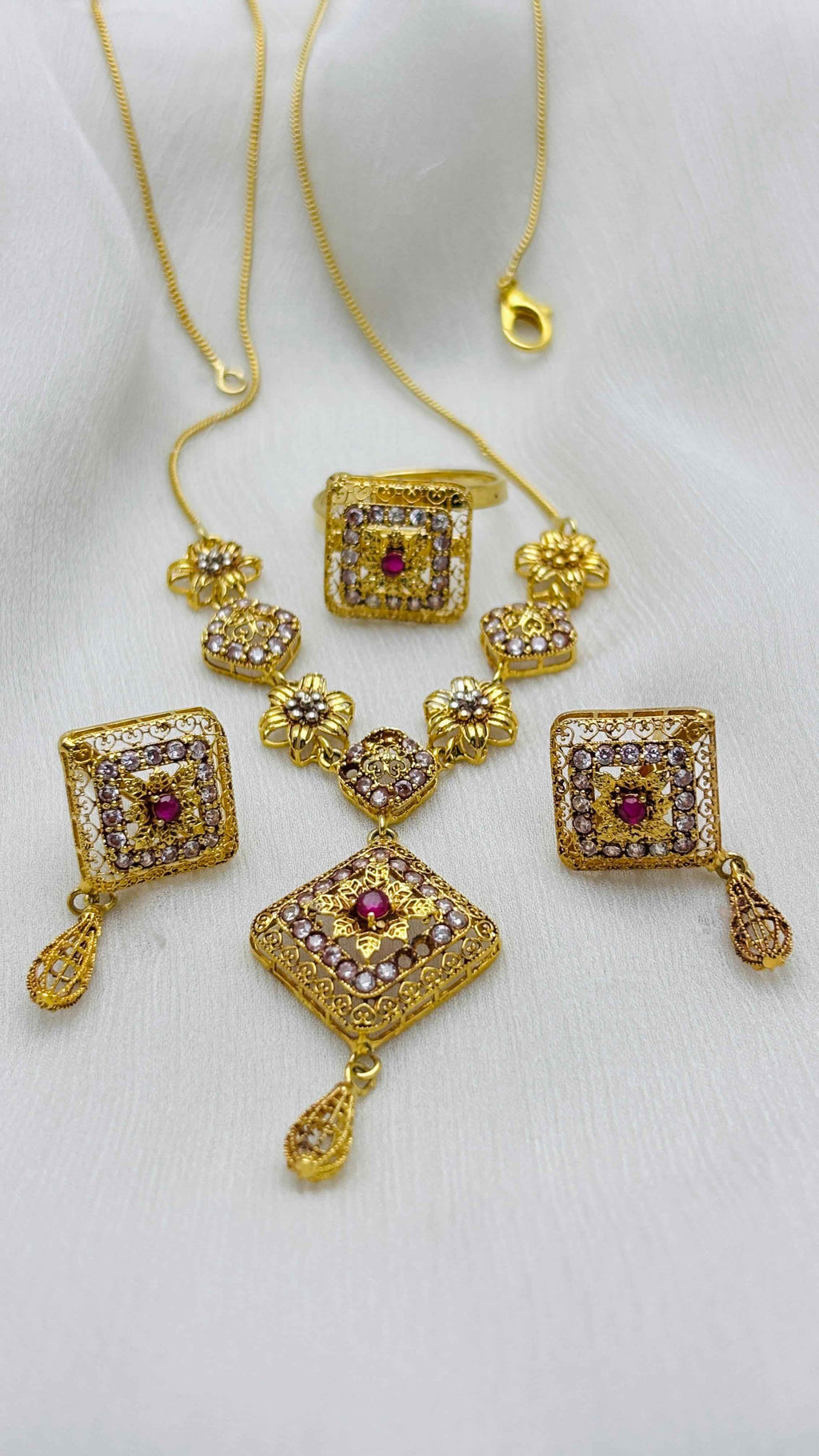 Gold-Plated Ruby Stone Jewelry Set – Square Design with Floral Accents & CZ Stones