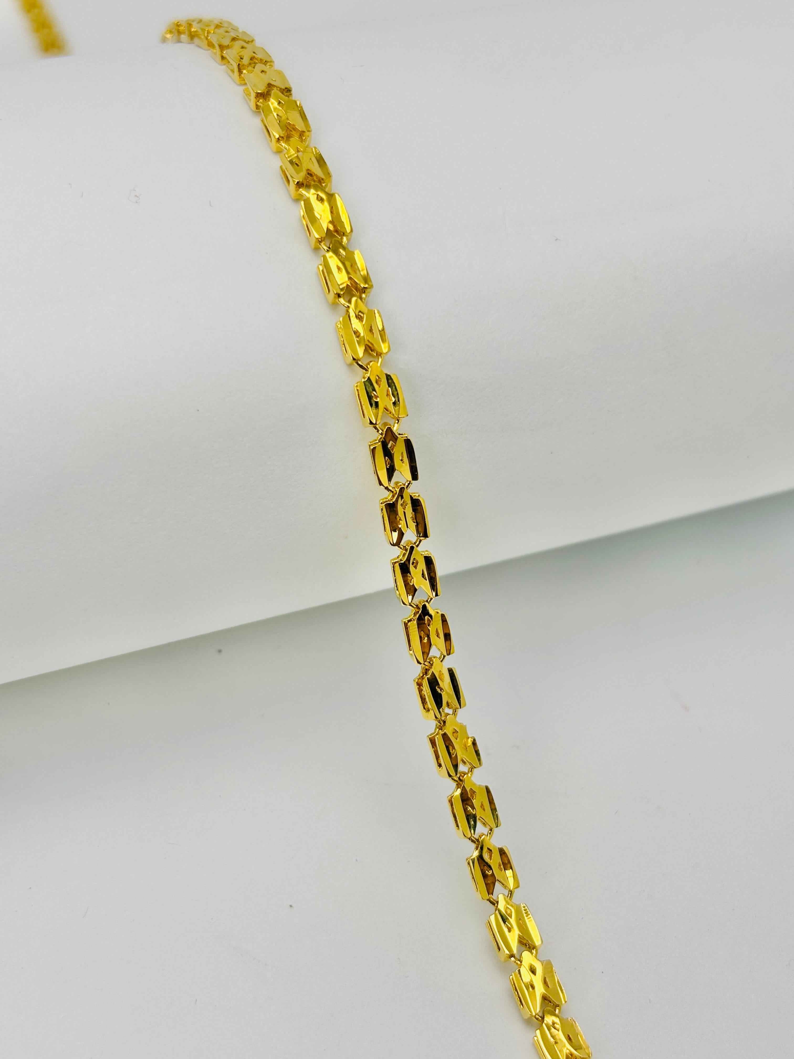 Prism chain