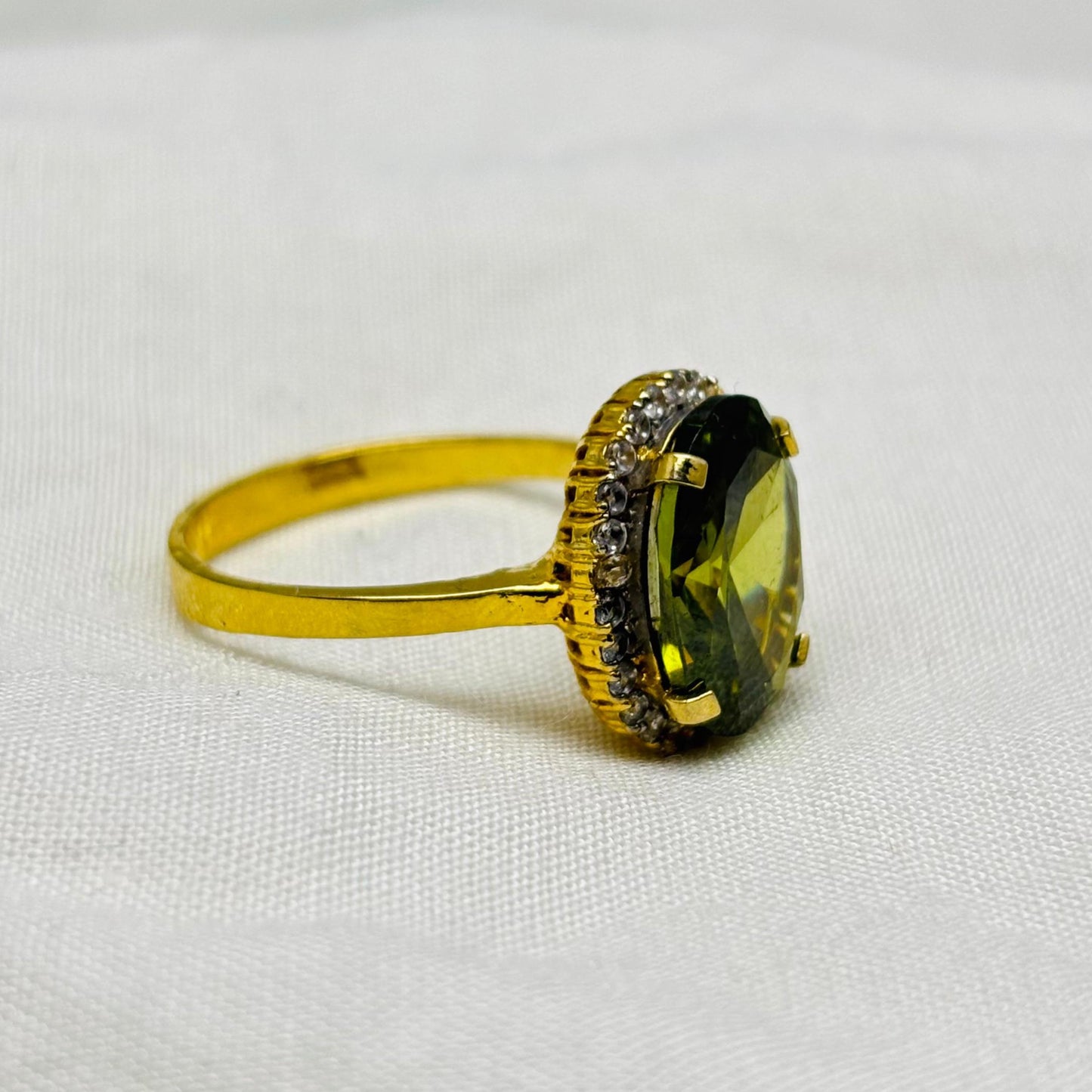 Gold plated Peridot stone Ring